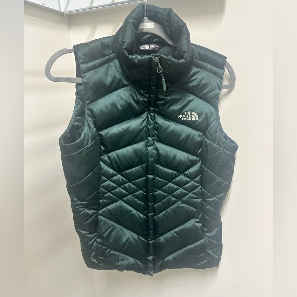 The North Face Green 550 Puffer Vest size Small EUC
